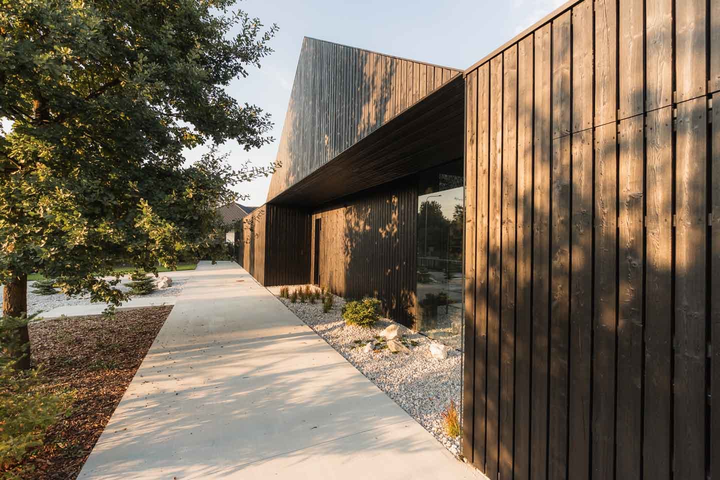 Grupa Verso - Generalny Wykonawca (OAZA)