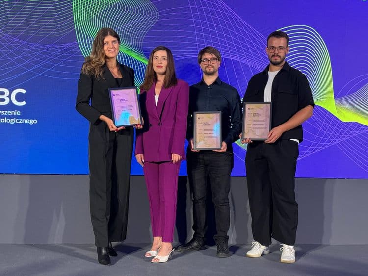 neonowe-green-building-awards-2025 (1).jpg